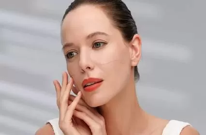 Smooth Fine Lines: Effective Skincare Treatments to Reduce Wrinkles